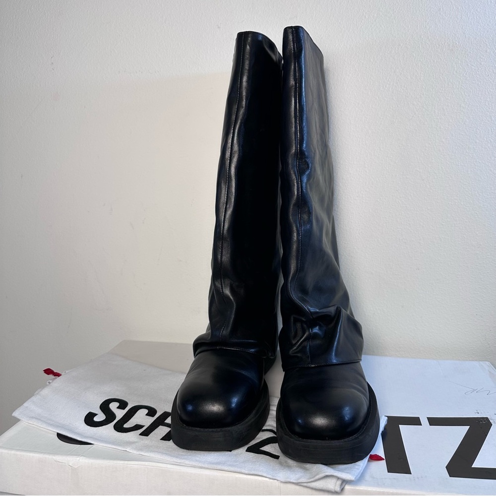 Schutz Keira Up Boot in Black leather knee high platform biker moto slouch - Picture 4 of 10